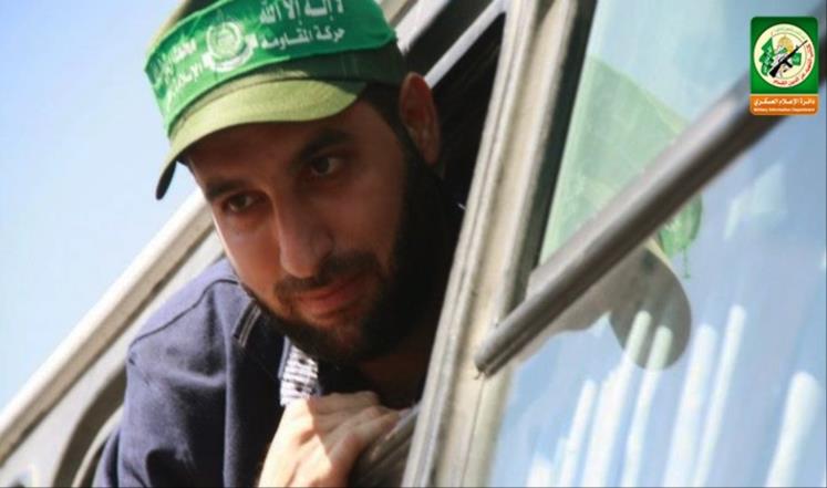 صورة من موقع كتائب القسام لمازن فقهاء المفرج عنه ضمن صفقة مبادلة أسرى فلسطينيين بالجندي الإسرائيلي جلعاد شاليط