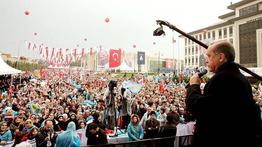 الرئيس التركي أردوغان خلال إلقاء كلمة