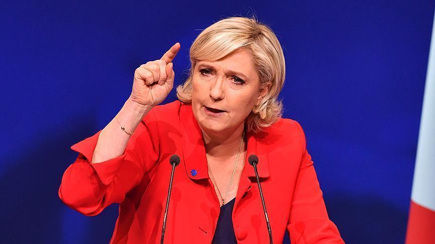 المرشحة اليمينية لرئاسة فرنسا مارين لوبان