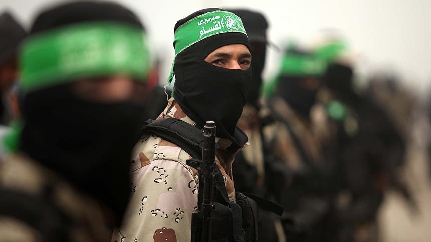 مقاتلين من كتائب عز الدين القسام الجناح العسكري لحركة حماس
