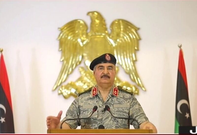 قائد الجيش الليبي خليفة حفتر