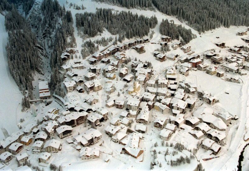 منتجع "إيشغل" للتزلج في النمسا الذي يُعتبر أحد أماكن إنتشار فيروس كورونا في أوروبا