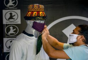البوليستر أكثر أنواع الملابس نقلا للعدوى
