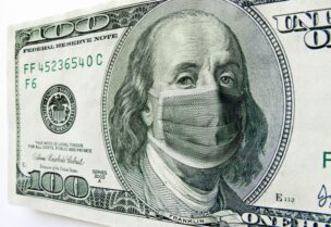 لم يشهد لبنان في تاريخه ارتفاعاً حاداً لسعر صرف الدولار مقابل الليرة اللبنانية كما يشهده اليوم