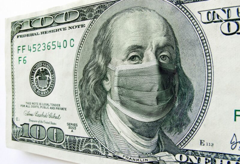 لم يشهد لبنان في تاريخه ارتفاعاً حاداً لسعر صرف الدولار مقابل الليرة اللبنانية كما يشهده اليوم