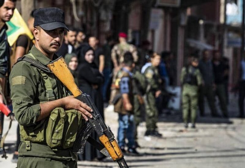 عناصر من قوات سوريا الديمقراطية