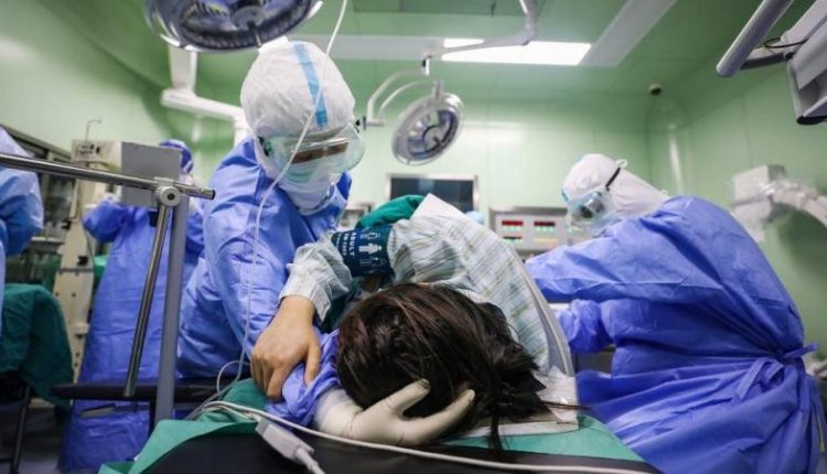 الزوج يروي التفاصيل..هروب أطباء من غرفة العمليات أثناء الولادة في العراق