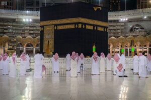 صلاة التراويح في الحرم المكي 