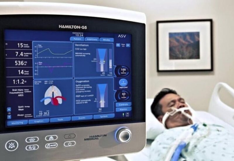 صورة لمريض على جهاز التنفس- تعبيرية