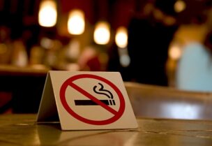 نقابة الاطباء تدعو الى تطبيق قانون منع التدخين في الاماكن العامة