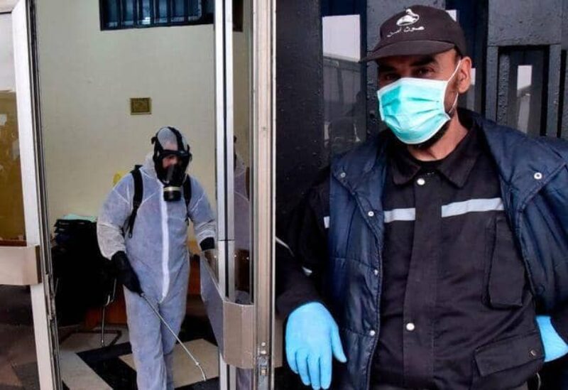 كورونا يتفشى في الجزائر شكل مقلق