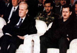 بشار الأسد بجانب رئيس النظام السابق حافظ الاسد