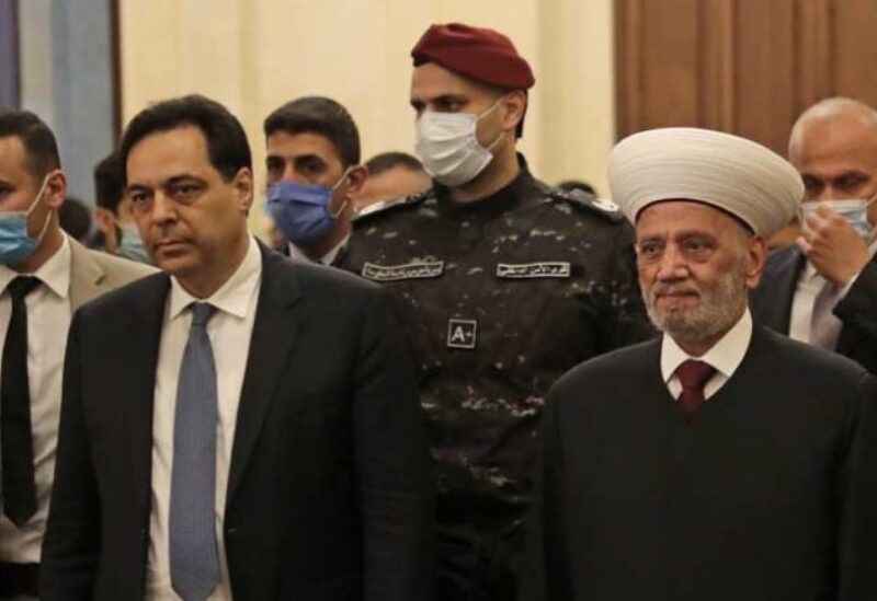 رئيس الحكومة حسان دياب برفقة الفتي دريان