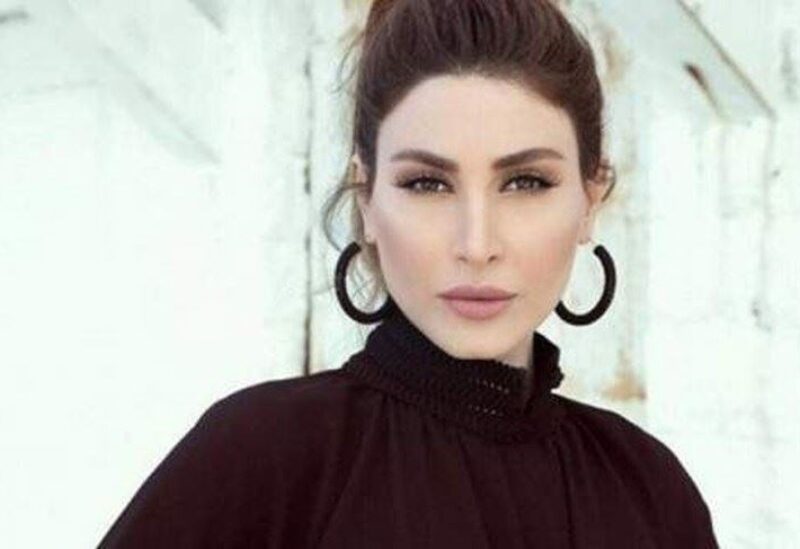 الفنانة اللبنانية يارا