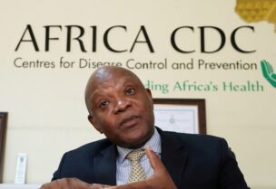 رئيس المراكز الإفريقية لمكافحة الأمراض والوقاية منها جون نكينجاسونج