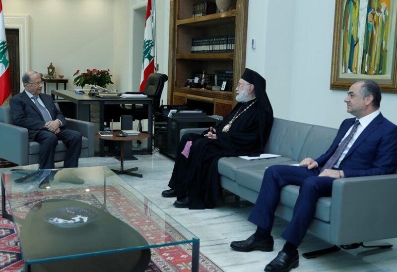 المطران عودة الرئيس عون