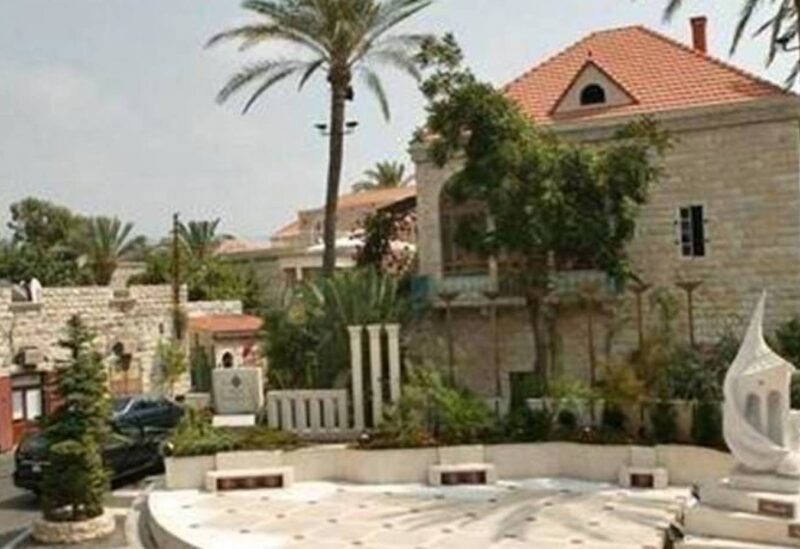 احتراق غرفة للتغذية بالطاقة الكهربائية في عمشيت احتراق غرفة للتغذية بالطاقة الكهربائية في عمشيت