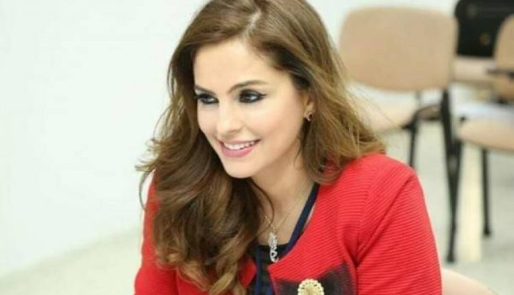 وزيرة الإعلام منال عبد الصمد