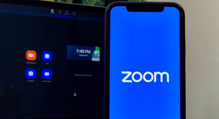 تطبيق زوم "Zoom"