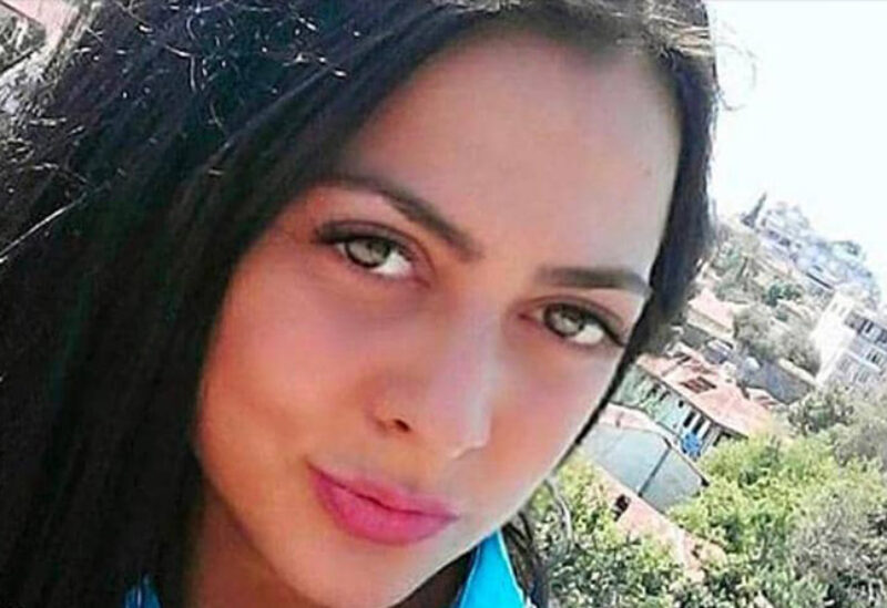 المرأة الكازاخية أوليسيا سسبيتسينا