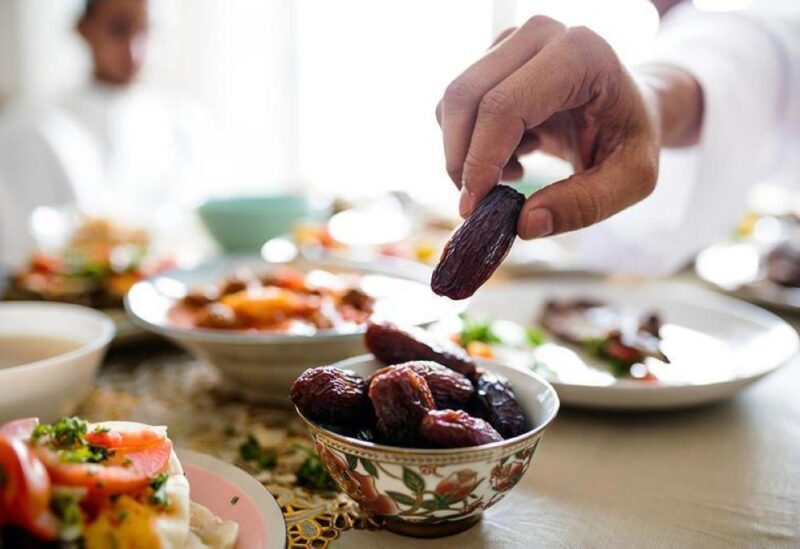 للتخلص من التخمة بعد الإفطار
