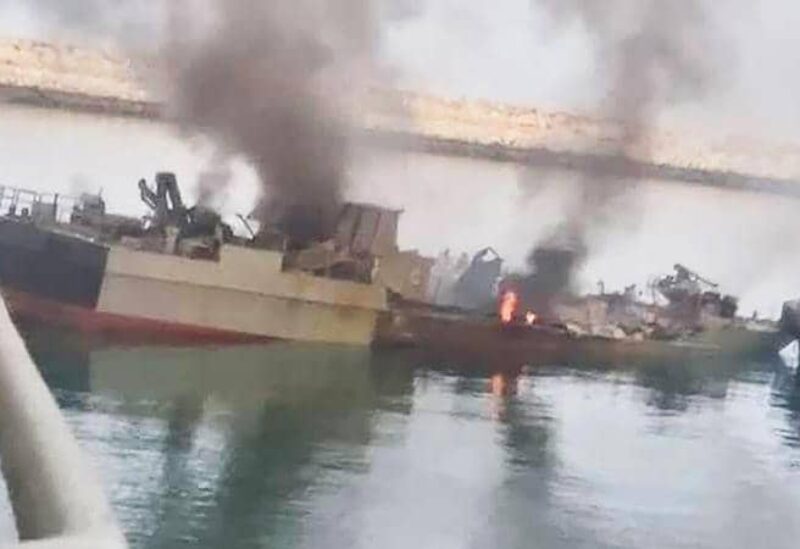 ما تبقى من السفينة الحربية المقصوفة