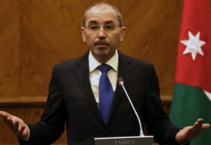 وزير الخارجية الأردني أيمن الصفدي
