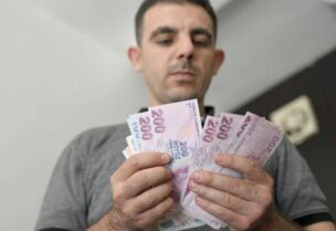 المواطنون شمال سوريا بدؤوا باستعمال الليرة التركية