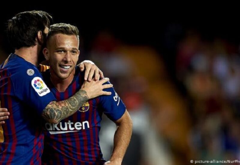 لاعب برشلونة آرثر ميلو