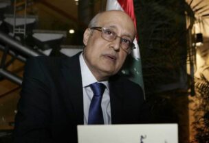نقيب الأطباء شرف ابو شرف