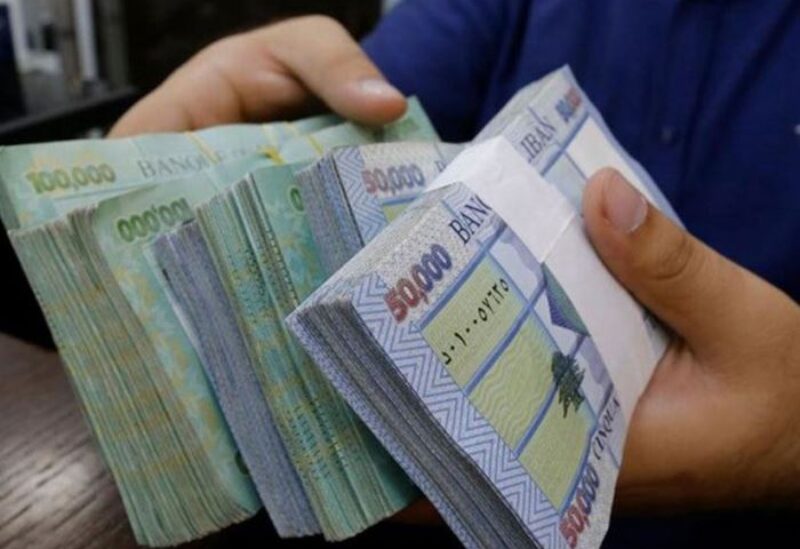 دولتنا تُهدر "المليارات" على 8 موظفين لا يعملون
