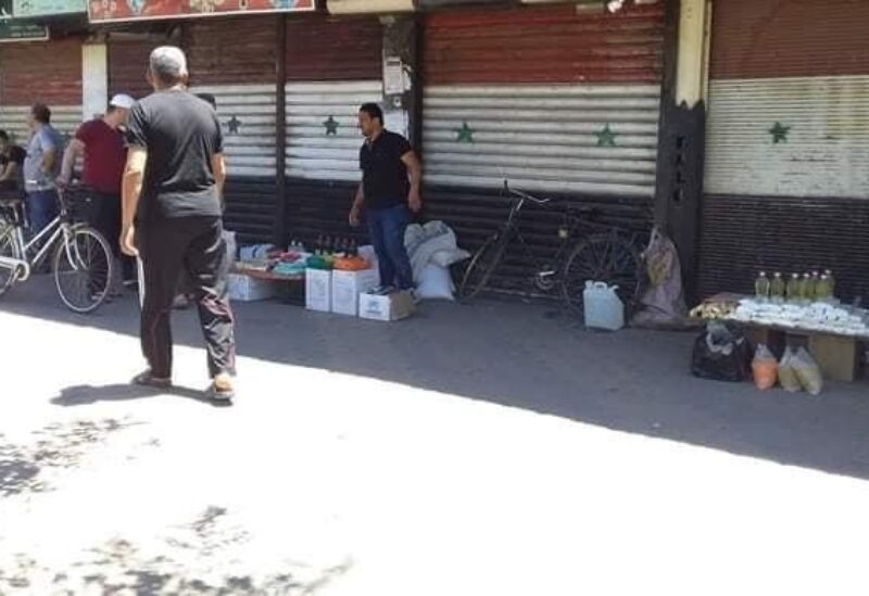 المساعدات الغذائية المخصصة للبنانيين تباع على الارصفة في سوريا
