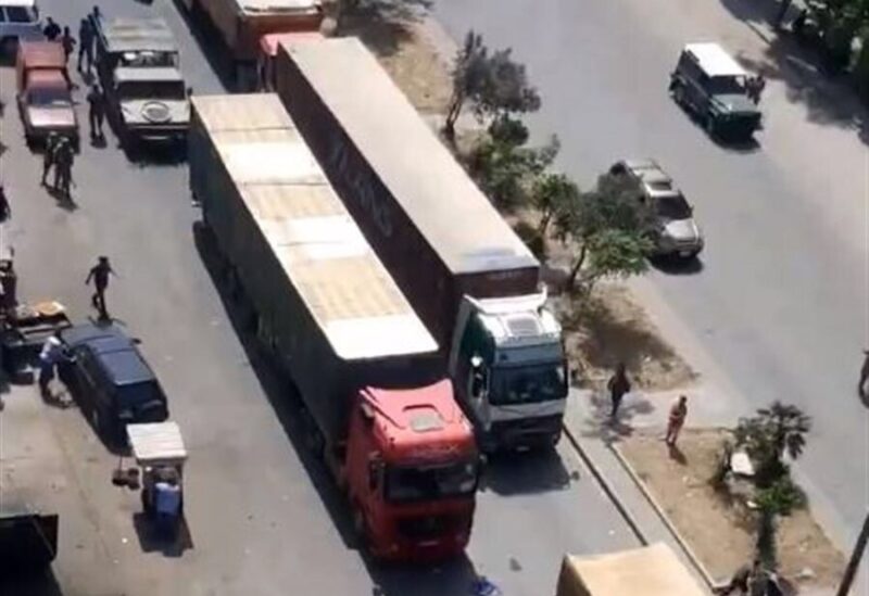 تحطيم شاحنات "تهريب" تعود لأحد المقربين من النظام السوري