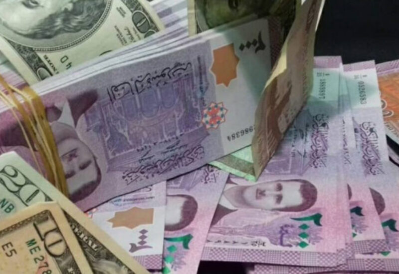 تفاقم الأزمة الغذائية للسوريين جراء "تدهور الليرة"