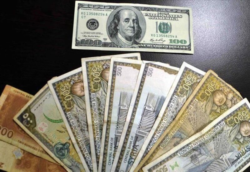 الليرة السورية تعاود الانخفاض أمام الدولار