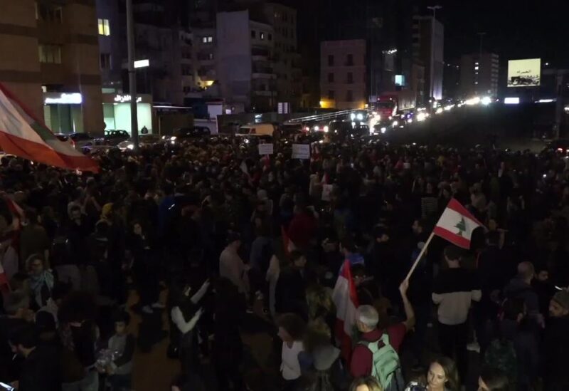 شباب الخندق ينضمون الى احتجاج "الرينغ"