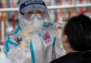 الصين تسجل إصابات جديدة بفيروس كورونا