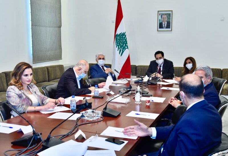دياب ترأس اجتماعا تم الاتفاق فيه على إعادة فتح المطار في 1 تموز