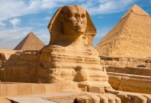 آثار مصرية شاهدة على التاريخ