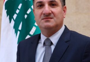 وزير الاتصالات