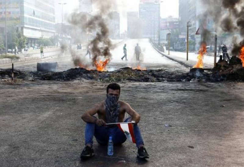 الاحتجاجات على فشل الحكومة مستمرة في لبنان