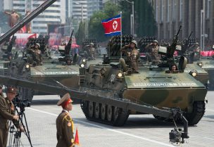 عرض عسكري للجيش في كوريا الشمالية - أرشيفية