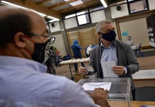 أسبانيا تعقد أول انتخابات بعد رفع عزل كورونا