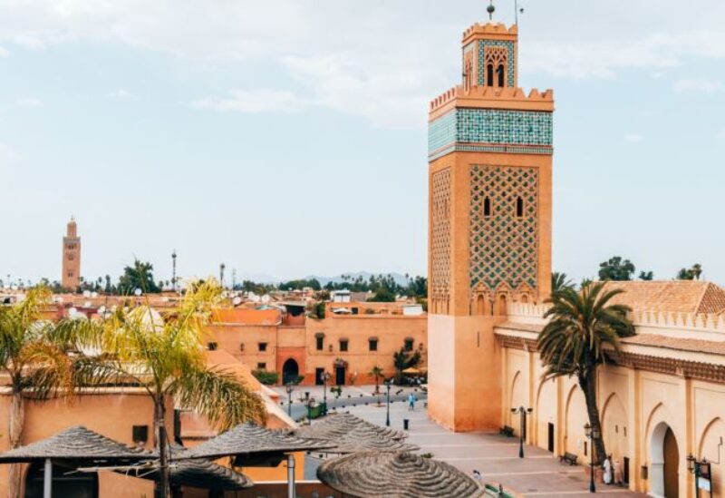 المغرب تعيد فتح المساجد بعد إغلاقها بسبب تفشي كورونا