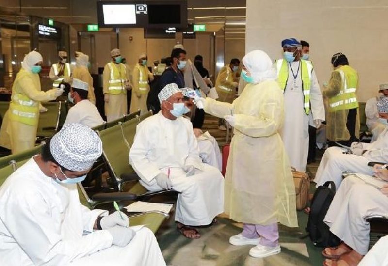 سلطنة عمان تعلن الاغلاق التام بسبب كورونا