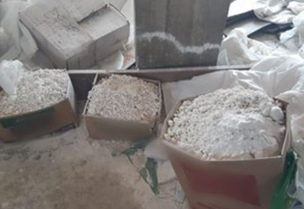قوى الأمن توقف مصنّع مواد تنظيف مقلّدة في صور