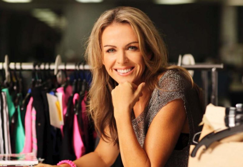 المصممة لورنا جاين