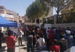 محتجون نصبوا خيمتين قرب مدخل محافظة بعلبك