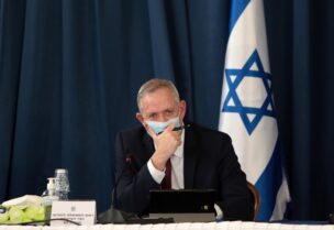 وزير الدفاع ورئيس الوزراء الإسرائيلي بالإنابة بيني غانتس