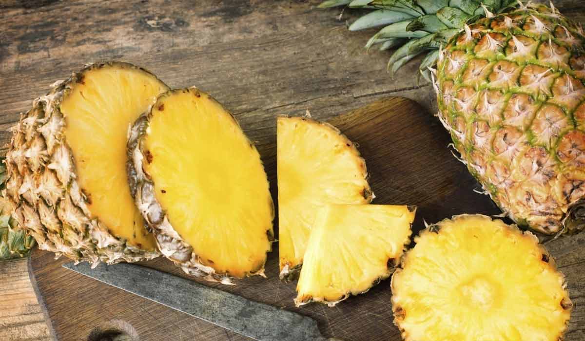 فوائد وأضرار الأناناس للمرأة الحامل